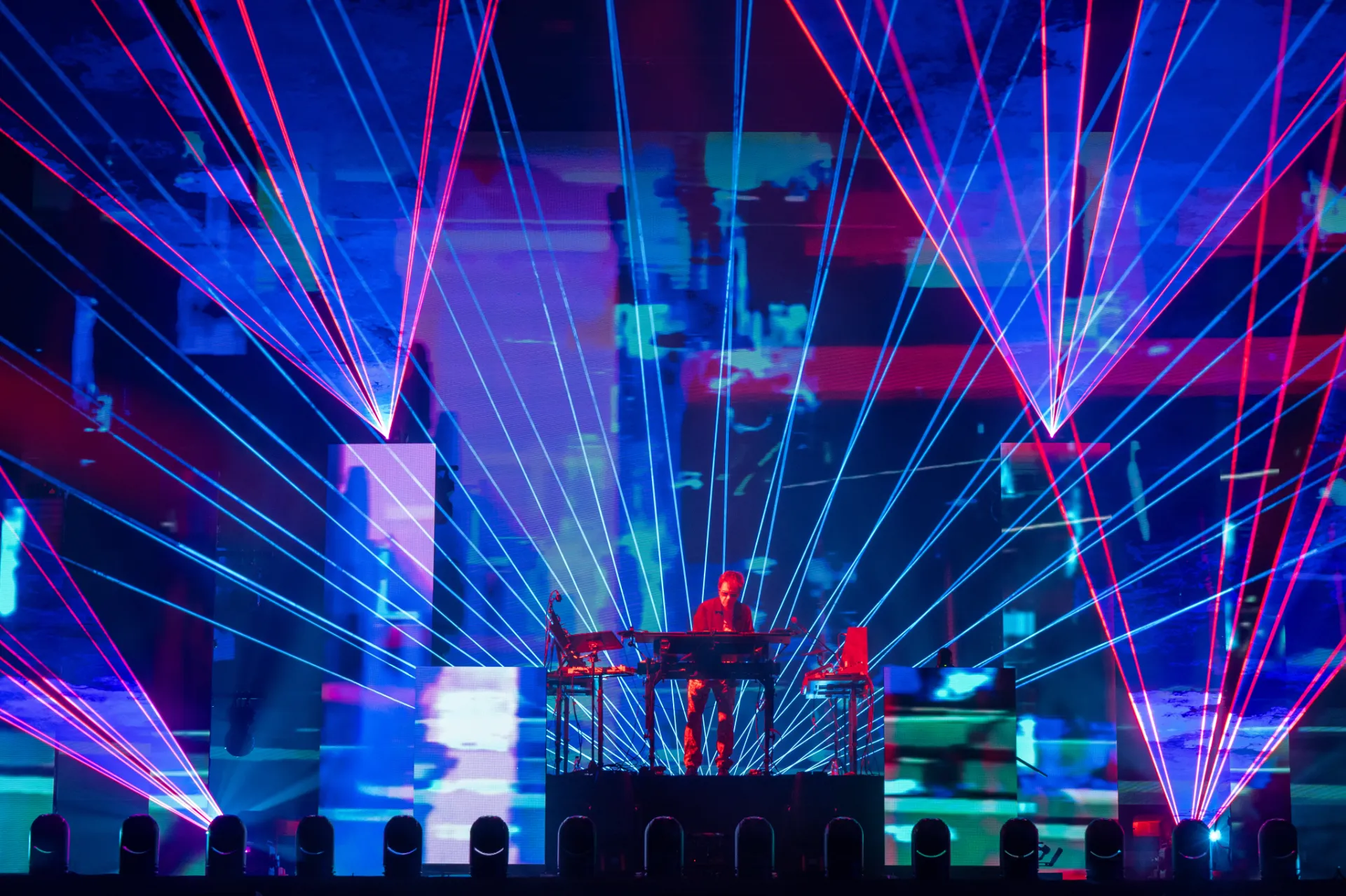 Special Summer Live Tour 2026 — photo 4