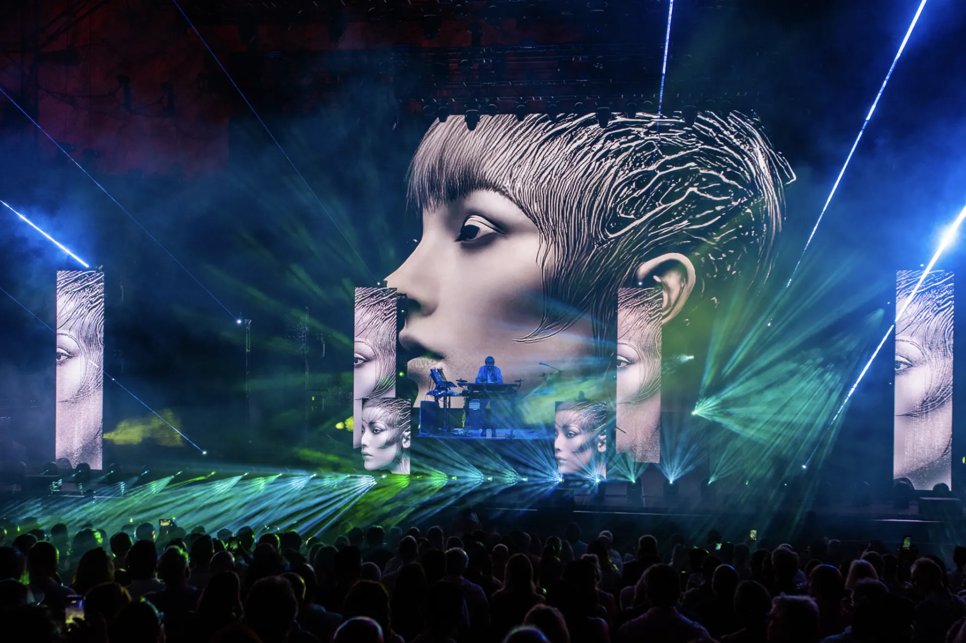 Special Summer Live Tour 2026 — photo 23